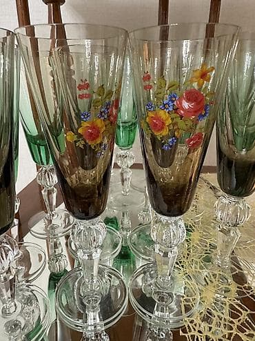 часы редкие: Винтажные фужеры "Суздаль". 
В разном цвете! 
Высота 19 см — 4