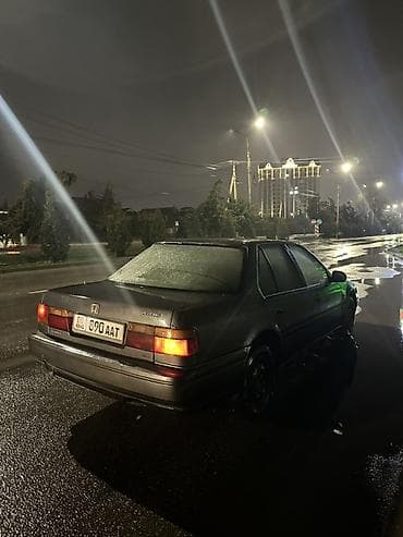 Продажа авто: Honda Accord: 1990 г., 2 л, Механика, Бензин, Седан — 3