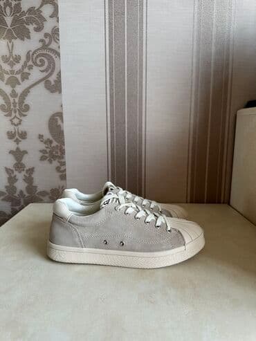 Продаю стильную обувь,цена окончательная!