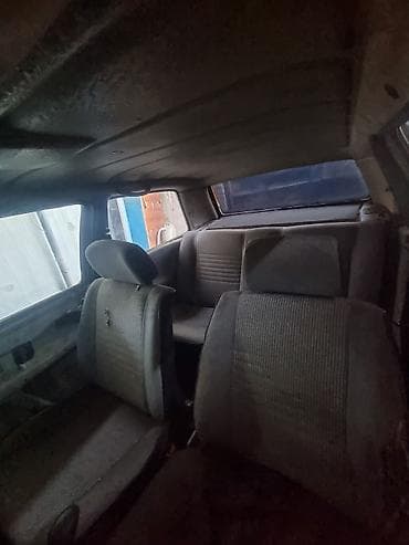 golf 2: Volkswagen Golf: 1988 г., 1.8 л, Механика, Бензин, Хэтчбэк — 5