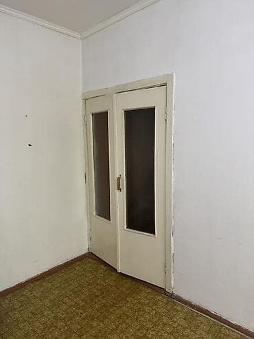 Недвижимость: 1 комната, 48 м², 106 серия, Кок-Жар мкр 106 серия, 3 этаж, Косметический ремонт — 6