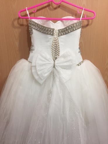 свадебное платье без кольца: Новое свадебное платье с фатой и нижней юбкой с кольцами. Идеально — 3