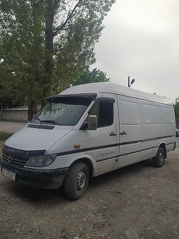 кузов мерс: Легкий грузовик, Mercedes-Benz — 1