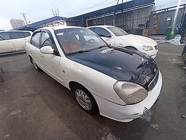 subaru 2010: Daewoo Nubira: 2001 г., 1.6 л, Механика, Бензин, Седан — 2