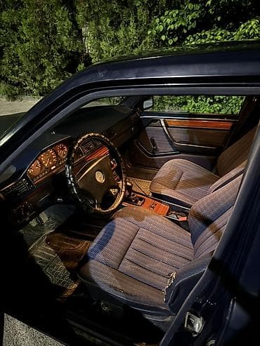 подушка мерс 124: Mercedes-Benz W124: 1992 г., Седан — 5