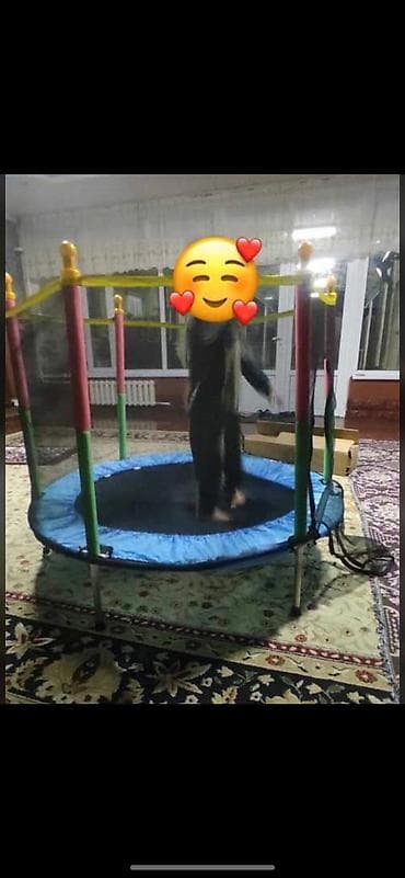 батуть: Детские батуты в наличии. Качество отличное. Размер на фото указан — 3
