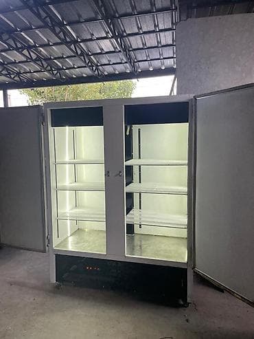Холодильное оборудование: 150 * 2, В наличии — 3