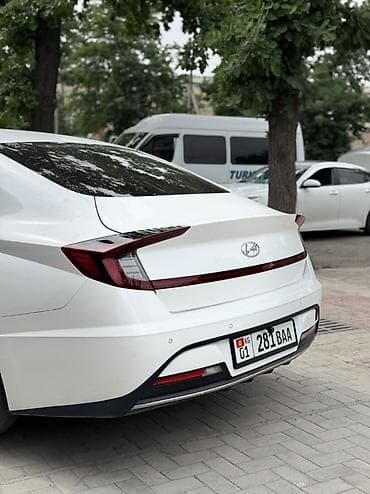 Продажа авто: Hyundai Sonata: 2019 г., 2 л, Автомат, Газ, Седан — 4