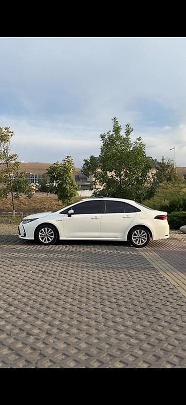 corolla 2004: Toyota Corolla: 2023 г., 1.8 л, Вариатор, Гибрид, Седан — 3