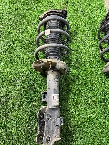 office 2013: Передний амортизатор Hyundai 2016 г., Оригинал — 1