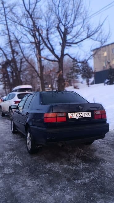 byd yuan plus: Volkswagen Vento: 1993 г., 1.8 л, Механика, Бензин, Седан — 6