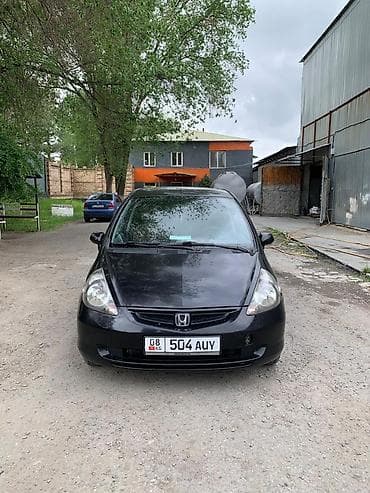 Honda Fit: 2004 г., 1.4 л, Механика, Бензин, Хэтчбэк