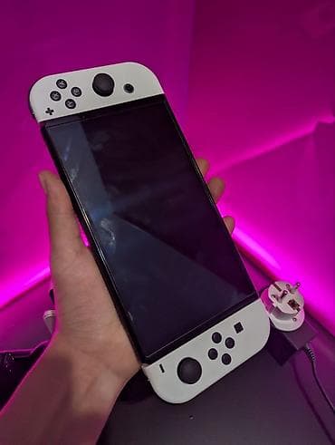 нинтендо свич: Продаю Nintendo Switch OLED (чипованная / прошитая) Описание: Консоль — 2