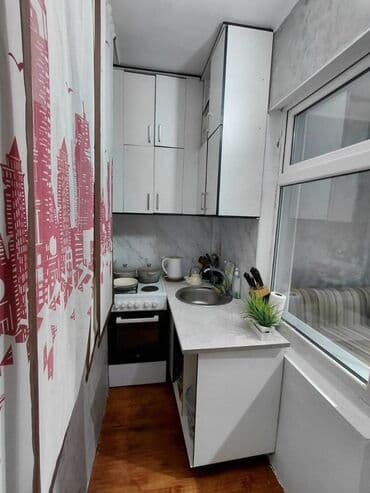 Гараждар: 1 бөлмө, 36 м², 106-серия, 7 кабат, Косметикалык ремонт — 3