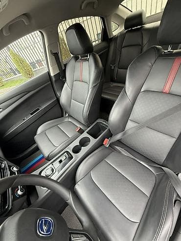 tlc 200: Changan Eado: 2022 г., Автомат, Электромобиль, Седан — 3