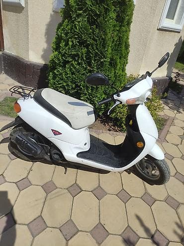 Скутеры: Тип скутера Honda, 50 куб. см, Бензин — 7