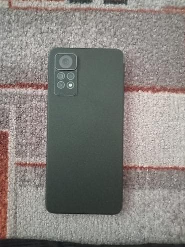 redmi note pro: Смартфон с большим безрамочным экраном и вырезом под фронтальную — 1