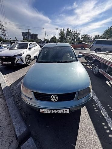 green gas: Volkswagen Passat: 1998 г., Седан — 4