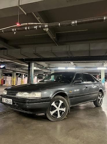 Mazda 626: 1988 г., Бензин, Седан