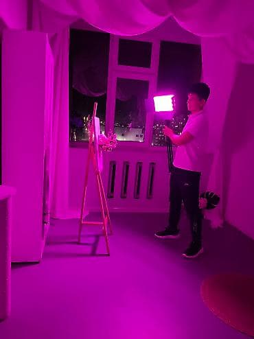 microlab solo: Видео свет U800

Штатив
Микрофон
Софтбокс
Видео свет — 1