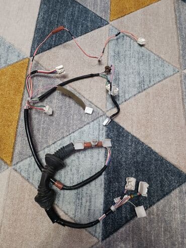 домкрат для машины: Замок двери Toyota 2009 г., Б/у, Оригинал, Япония — 4