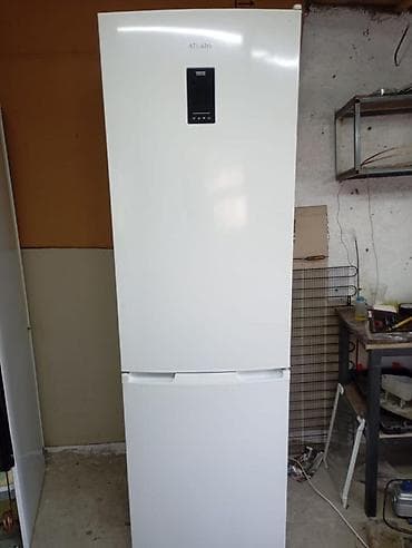 холод: Холодильник Atlant, Б/у, Двухкамерный — 1