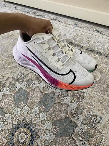 Кроссовки для бега Nike Zoom Pegasus Turbo (белые) - Лёгкий сетчатый