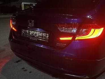 Транспорт: Honda Accord: 2019 г., 2 л, Вариатор, Гибрид, Седан — 5