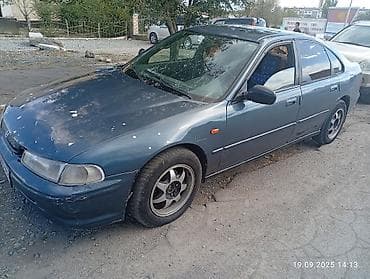 avensis 2001: Honda Accord: 1994 г., Механика, Седан — 2