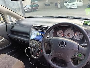 мицубиси спэйс стар: Honda Stream: 2001 г., Автомат, Бензин, Минивэн — 4