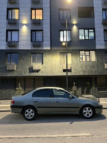 step: Toyota Avensis: 2003 г., 1.8 л, Механика, Бензин, Седан — 7