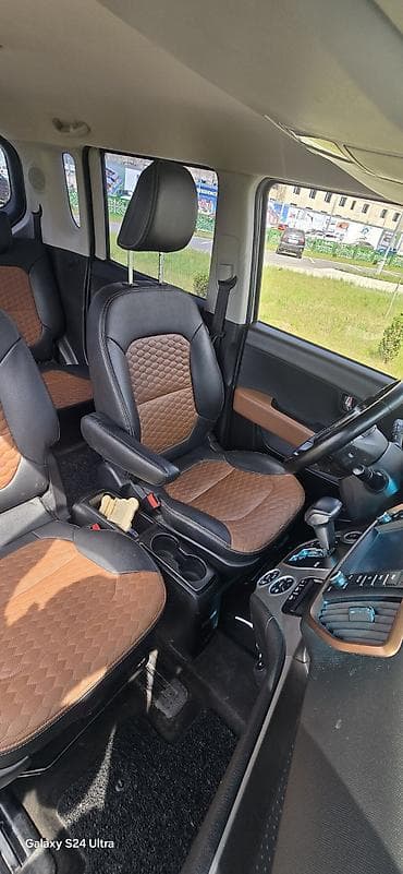 синяя kia: Kia Ray: 2018 г., 1 л, Автомат, Газ, Хэтчбэк — 8