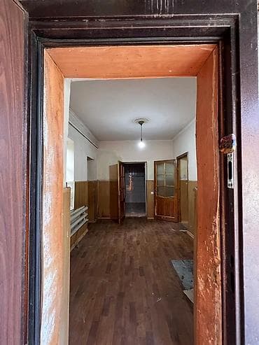 аренда домов под бизнес: Жилой дом с приусадебным участком. 4-х комнатный дом, долгосрочная — 8