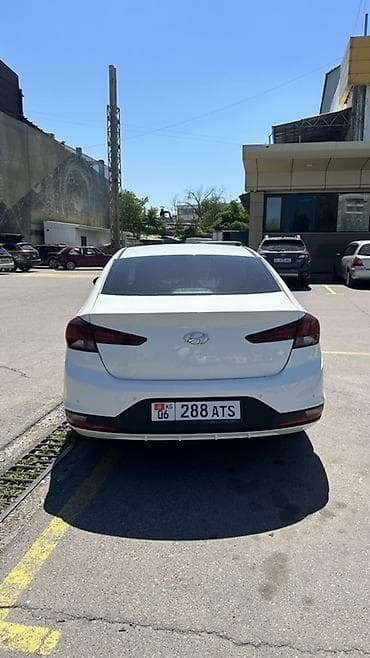 Продажа авто: Hyundai Avante: 2018 г., 1.6 л, Автомат, Газ, Седан — 5