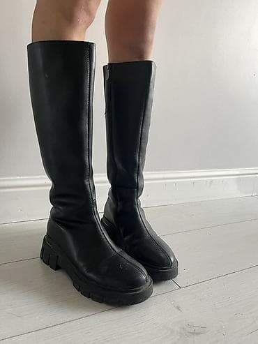 Туфли: Высокие женские сапоги ниже колена, черные. - Материал верха: гладкая — 1