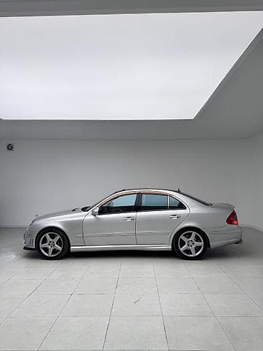 автомобиль на обмен: Mercedes-Benz E-Class: 2002 г., 5 л, Автомат, Бензин, Седан — 3