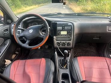 Toyota Avensis: 2001 г., 1.8 л, Механика, Газ, Седан — 9