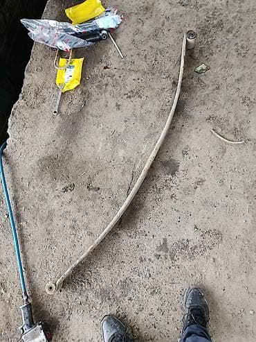 насадки на глушители: Рессора Mercedes-Benz Б/у — 2