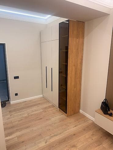 Недвижимость: 1 комната, 63 м², Элитка, Асанбай мкр Элитка, 9 этаж, Евроремонт — 2