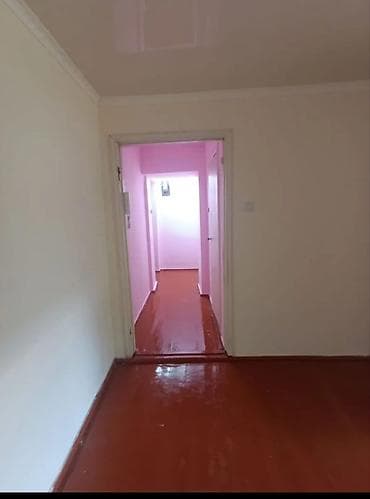 osh flat: 1 комната, 30 м², Хрущевка, 1 этаж, Косметический ремонт — 4
