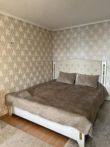 Спальный гарнитур, Б/у, Двуспальная кровать, Шкаф, Комод