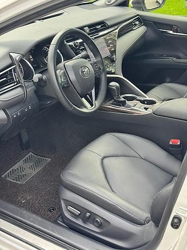 camry 5: Toyota Camry: 2020 г., 2.5 л, Автомат, Бензин, Седан — 10