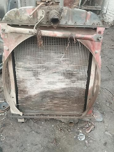 ХТЗ Тракторлор: Ушул юмз запчастары бар матор каропка уголник — 7