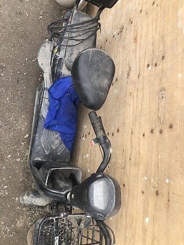 Электроскутер/мопед с корзиной спереди - Компактный городской