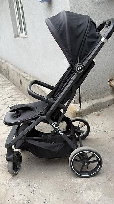easy walker: Прогулочная коляска Ining Baby (черная) - Легкая и маневренная — 1