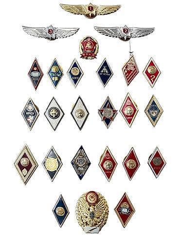 Коллекция советских и постсоветских вузовских нагрудных знаков и at lalafo.kg Коллекция советских и постсоветских вузовских нагрудных знаков и