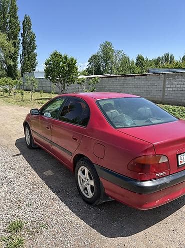 platz vitz: Toyota Avensis: 2000 г., 1.8 л, Механика, Бензин, Седан — 3