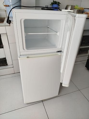 samsung galaxy 32: Холодильник Blesk, Двухкамерный — 2