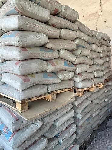 мешок для цемента: Мешки с цементом, уложенные на деревянные поддоны. Подходят для — 1