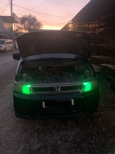 Водный транспорт: Honda Stepwgn: 2004 г., 2 л, Автомат, Бензин, Минивэн — 3